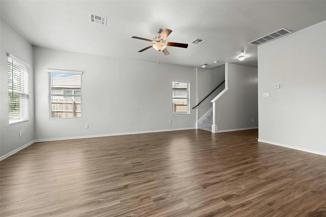 Photo of Unit 20C at 317 Circle WAY