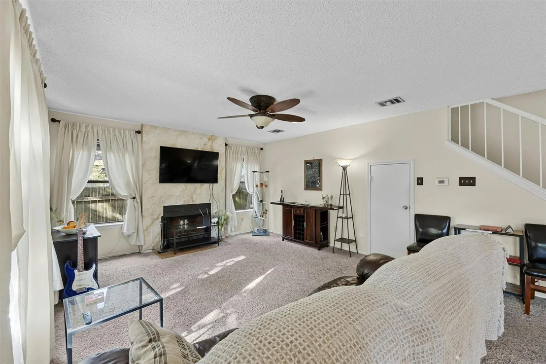 Photo of 1504 Black Cherry DR