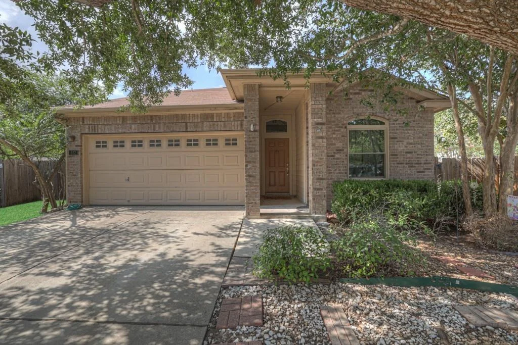 Photo of 522 Pecos CIR