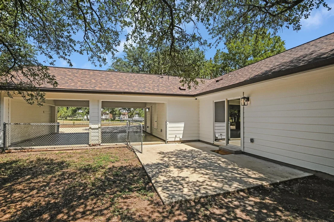 Photo of 707 Royal LN