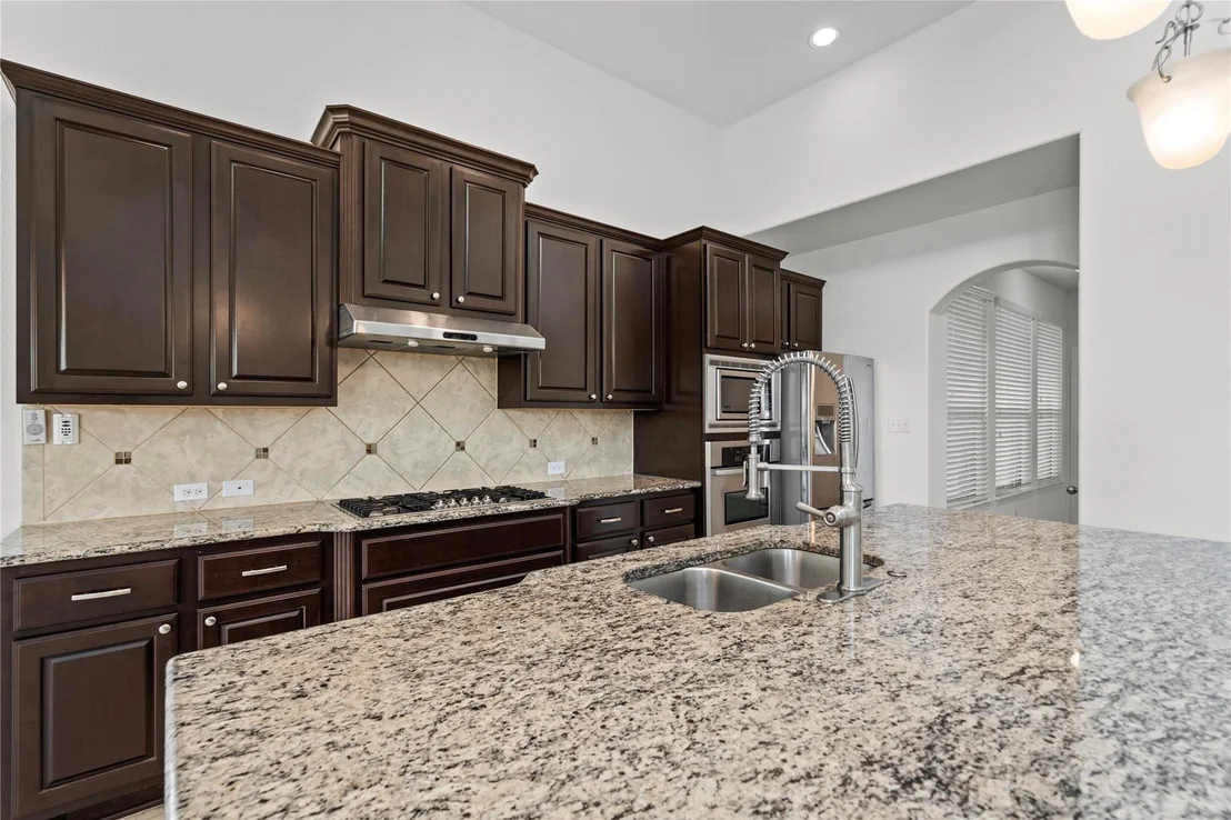 Photo of 13116 Bismark DR