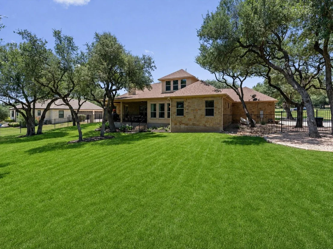 Photo of 104 Vista LN