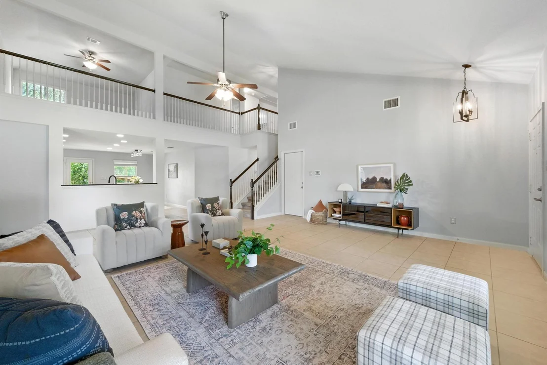 Photo of 2215 Stonehaven