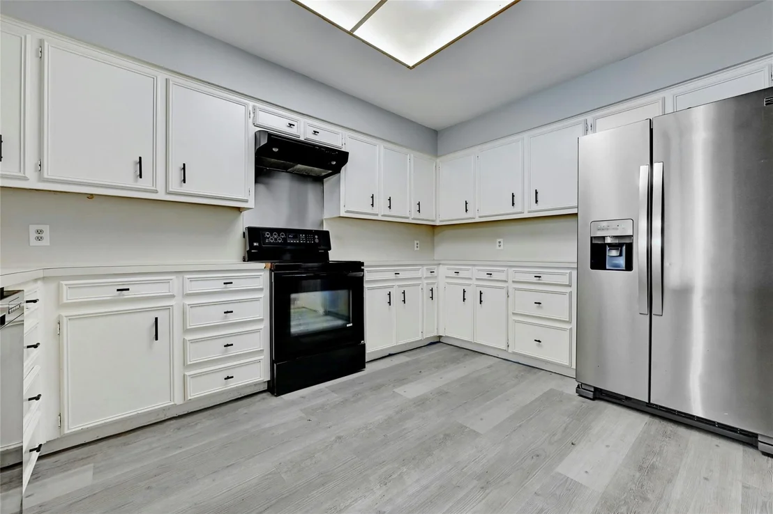 Photo of 11131 Pinehurst DR