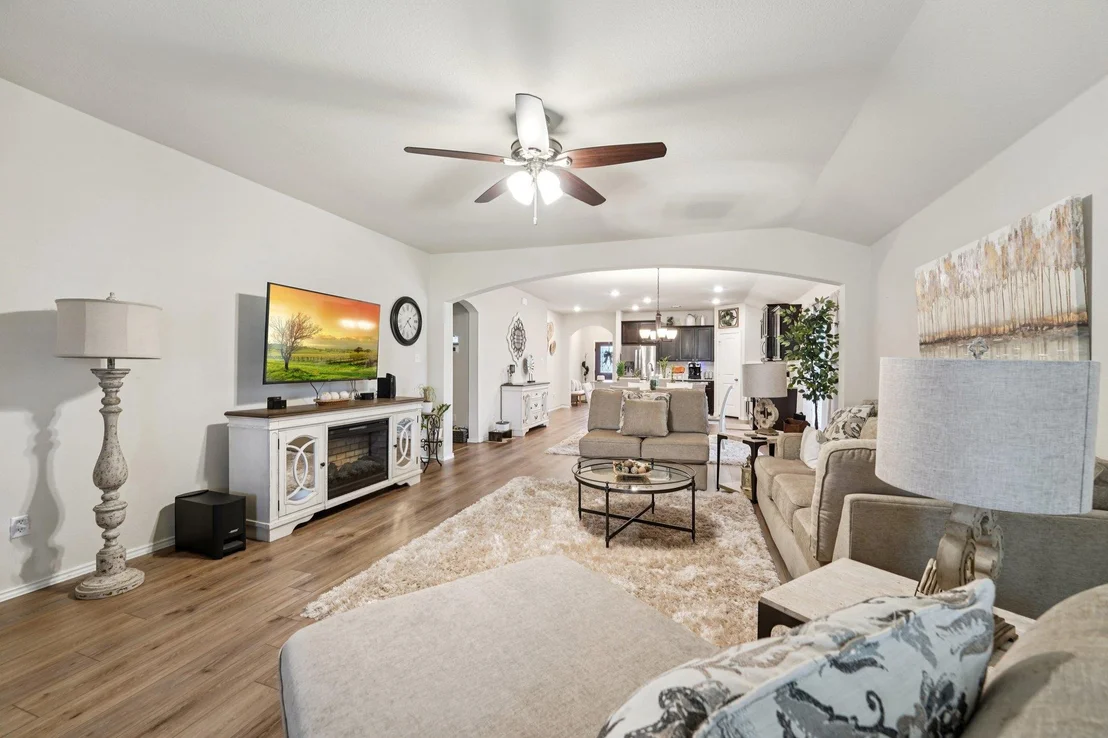 Photo of 184 Pivot DR