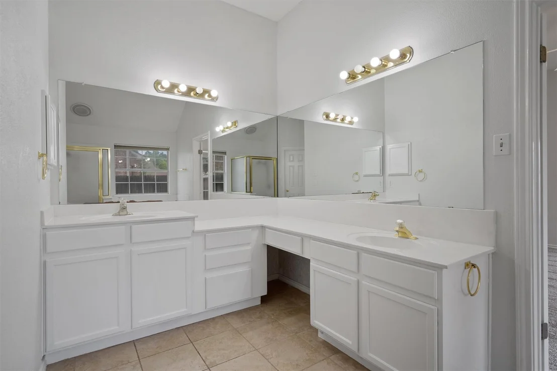 Photo of 2820 Blue Jay DR