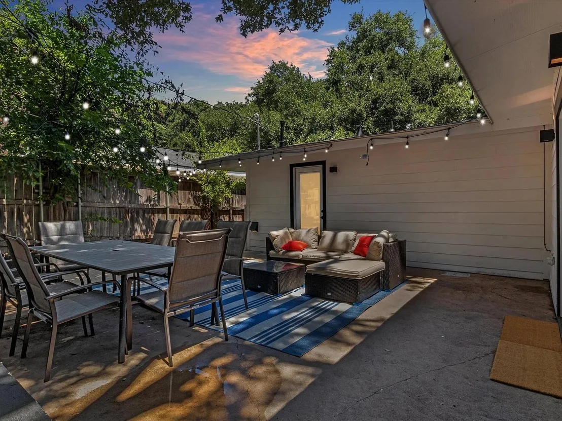 Photo of 5800 Marilyn DR