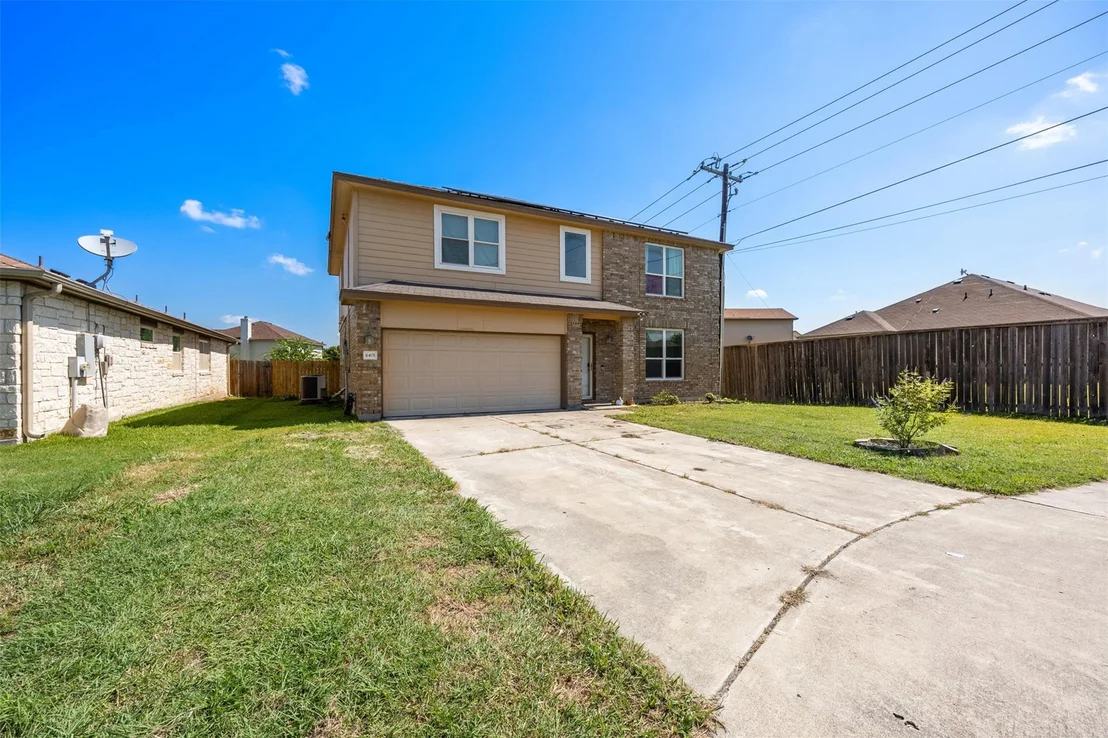 Photo of 4401 Golden Gate DR