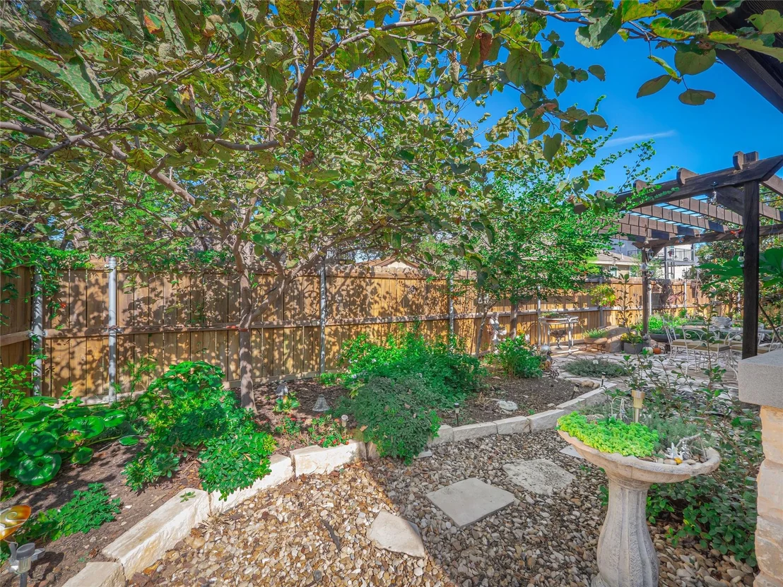 Photo of 308 Buckhorn DR