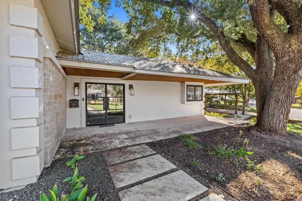 Photo of 2619 SPRING LN