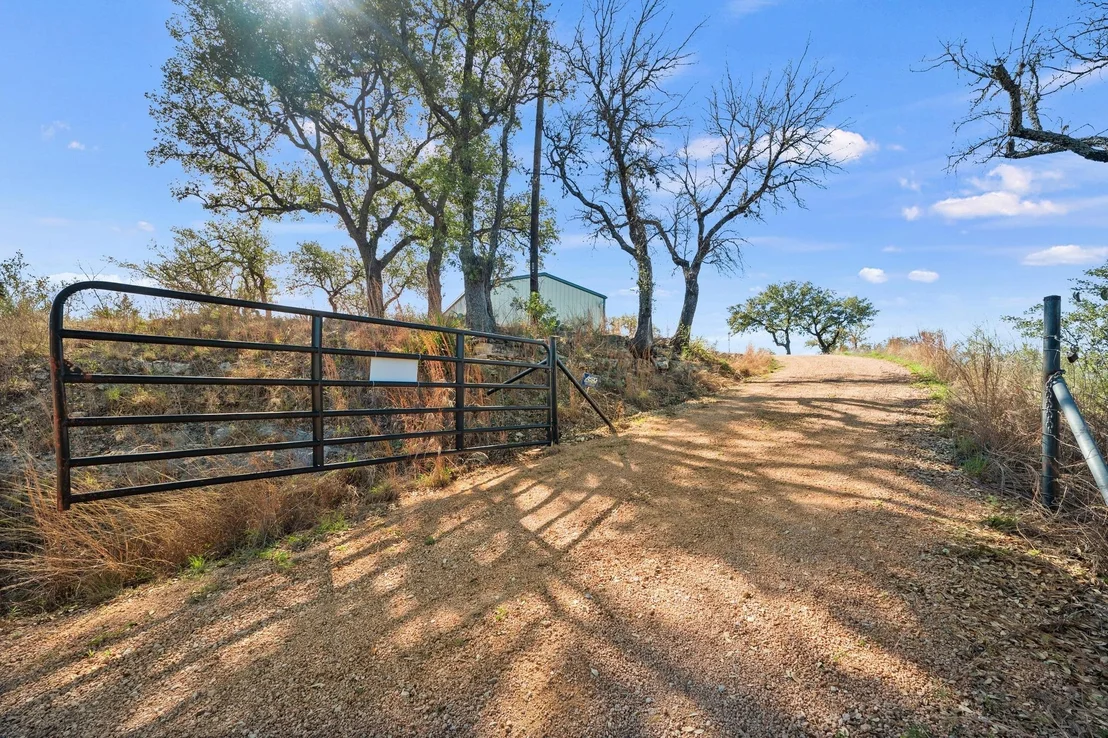 Photo of 28701 Valley RD