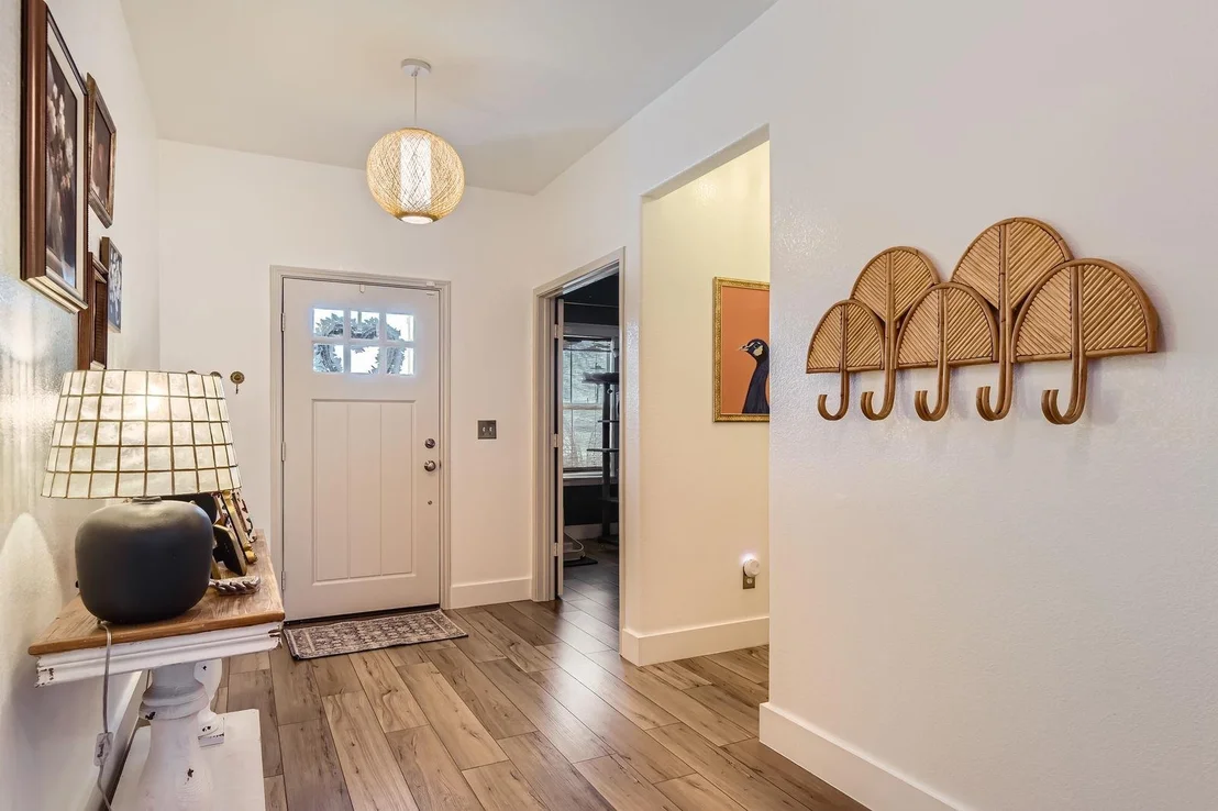 Photo of 261 Mendoza
