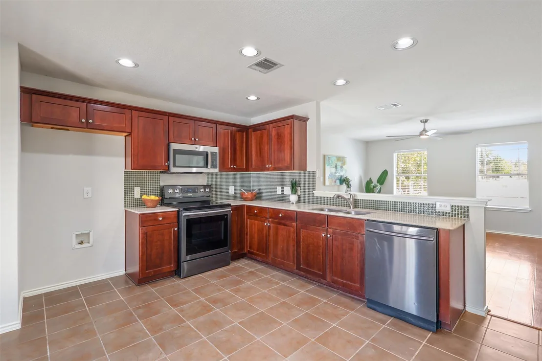 Photo of 600 Gabriel Mills DR