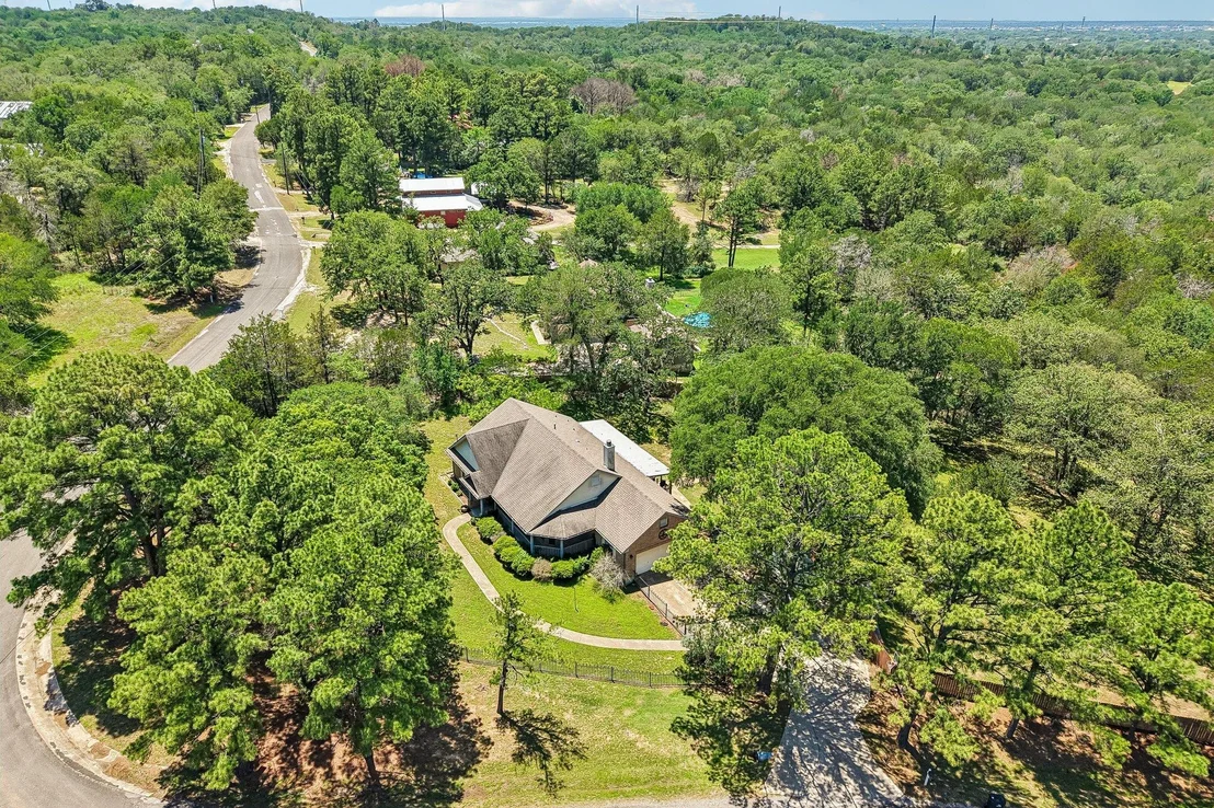 Photo of 241 Laura LN