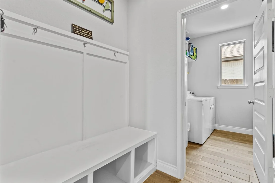 Photo of 120 Freeman Loop LOOP