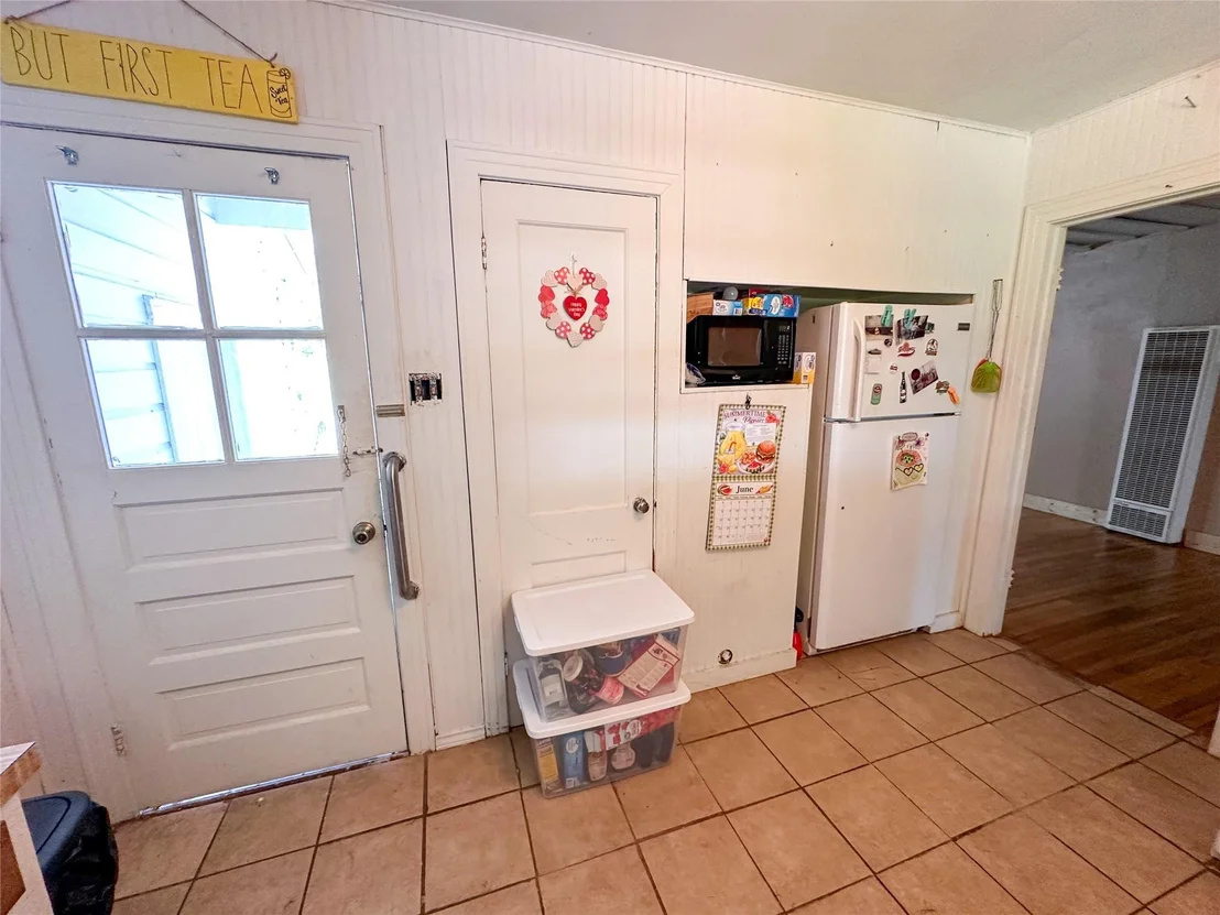Photo of 407 4th Ave