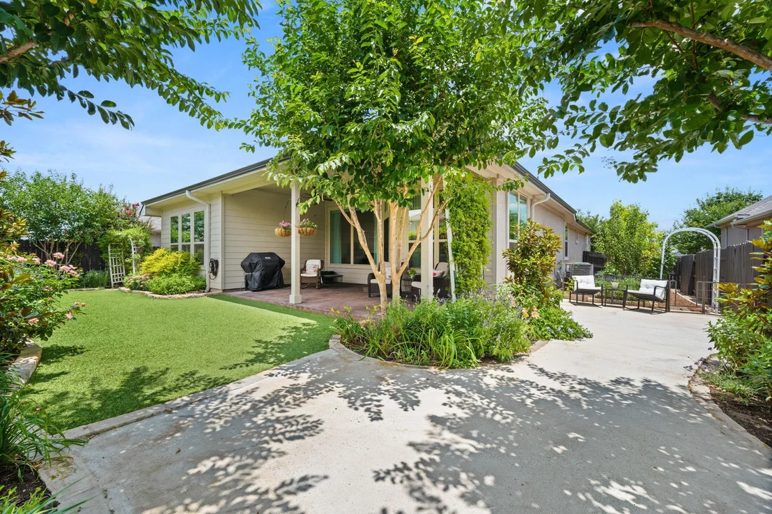 Photo of 141 Falabella TRL