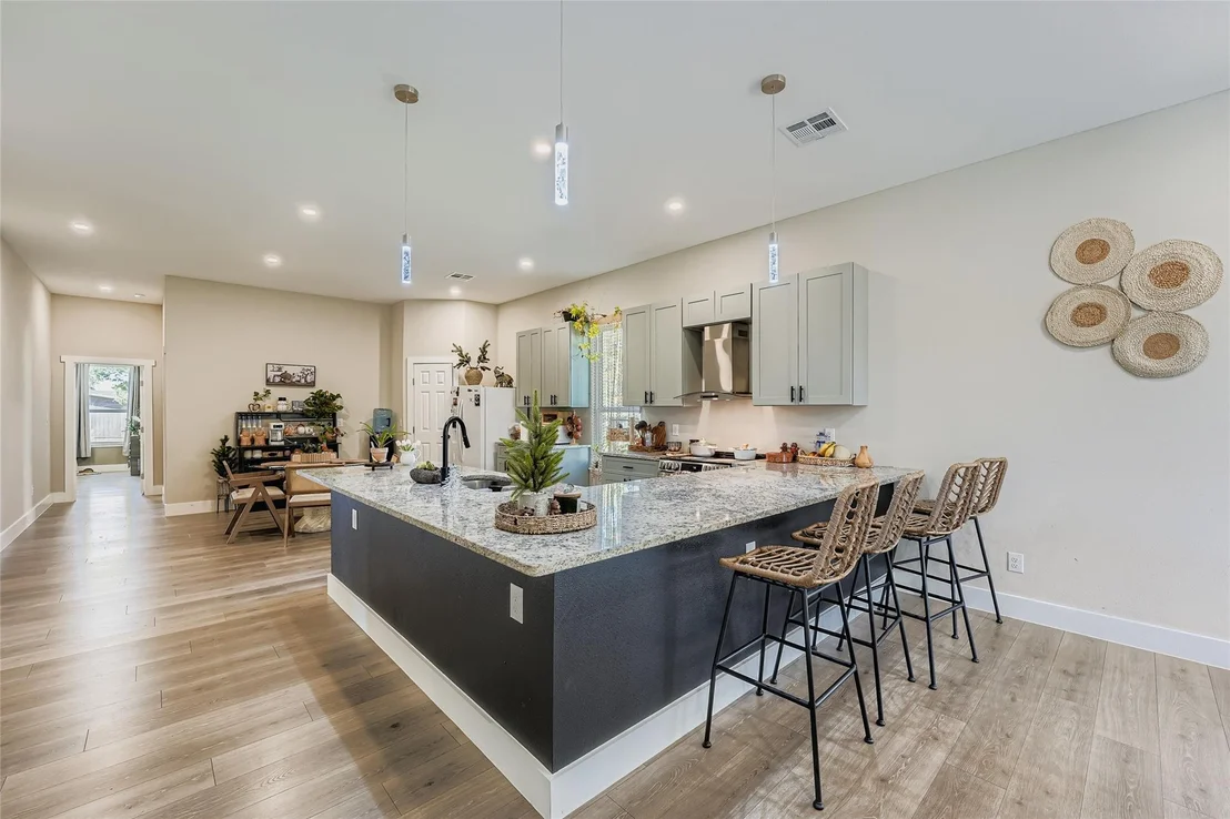 Photo of 149 Arosa DR
