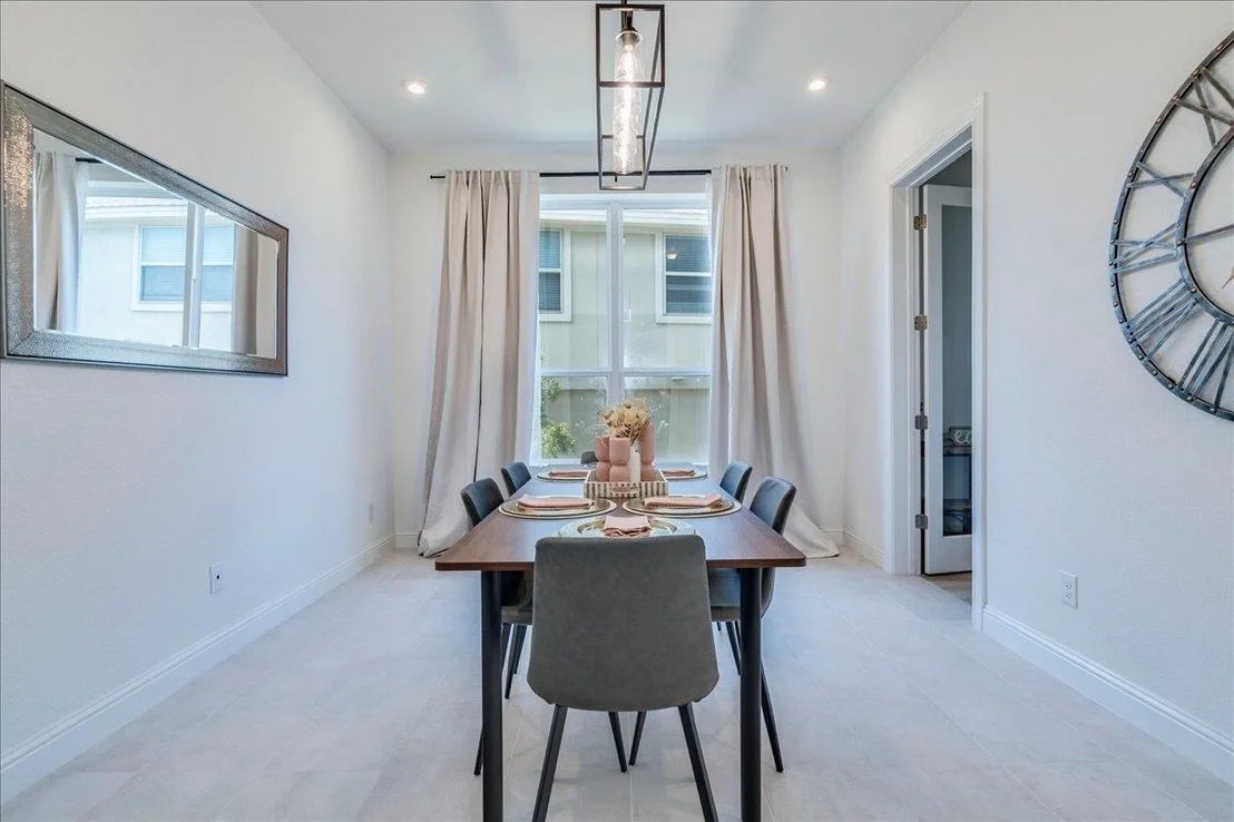 Photo of 1725 Sunset Vista CV
