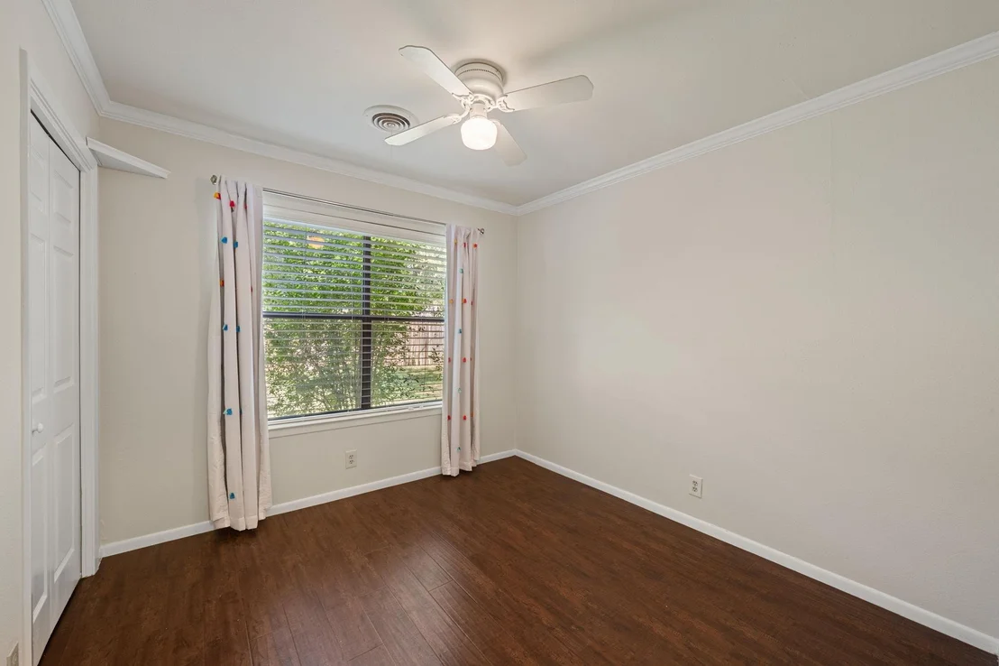 Photo of 2702 Parker DR