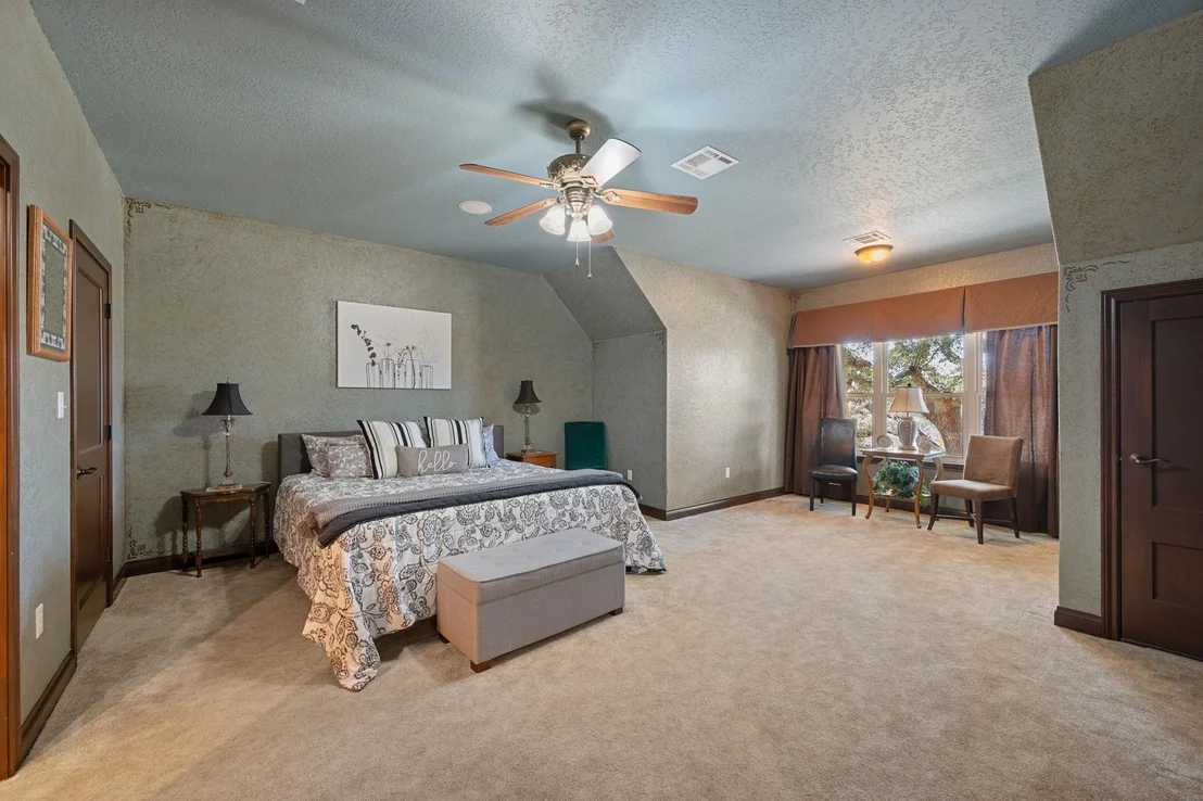 Photo of 14049 Indian Bluff RD