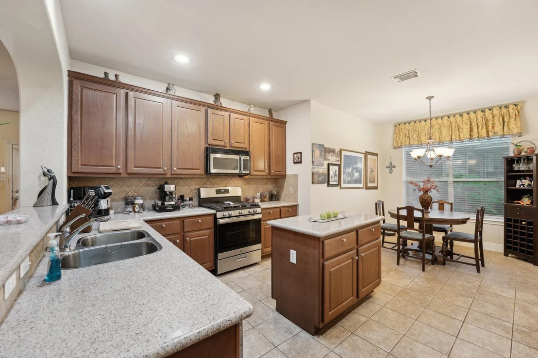 Photo of 3822 Sky LN