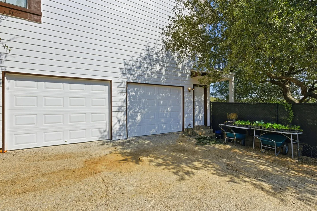 Photo of 4110 Tyx TRL