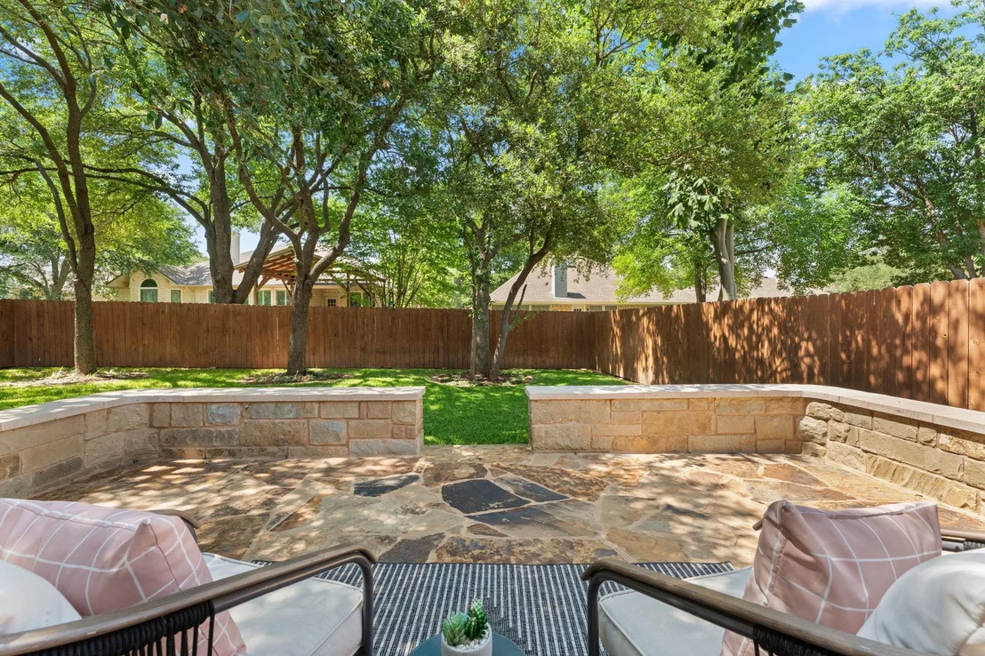 Photo of 10808 Redmond RD
