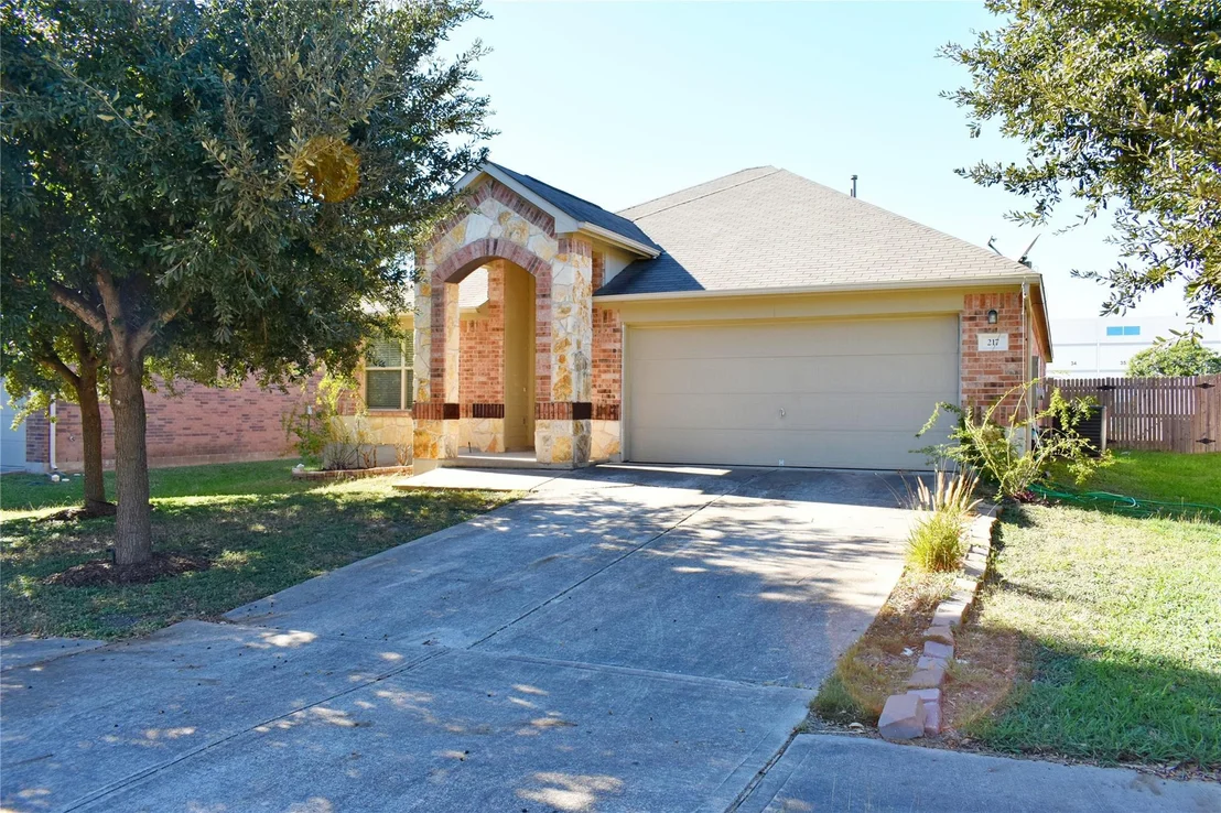 Photo of 217 Coral Stone TRL