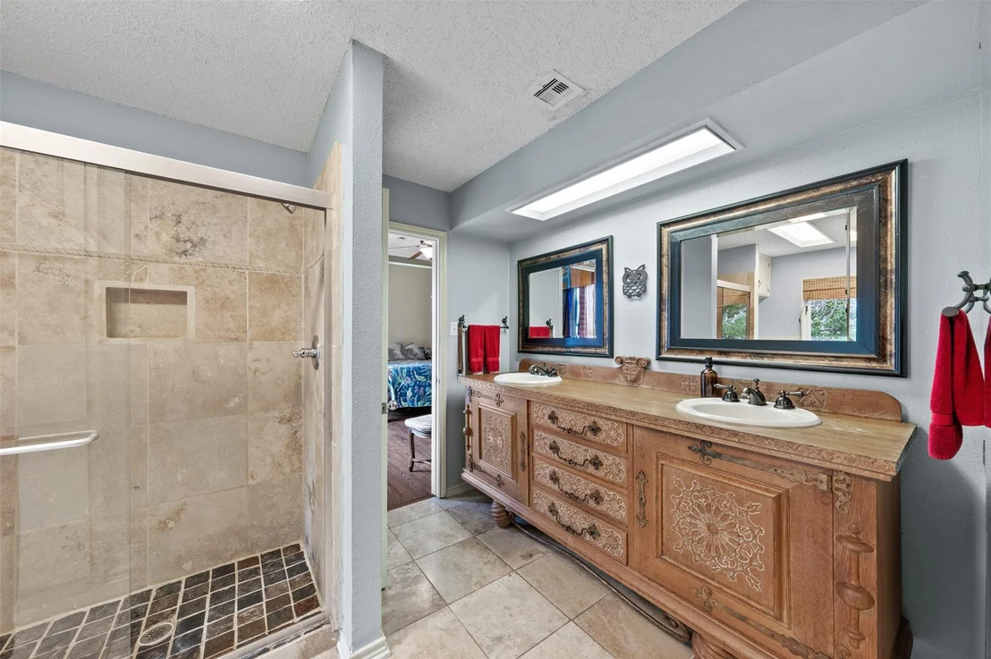 Photo of 6500 Armstrong RD