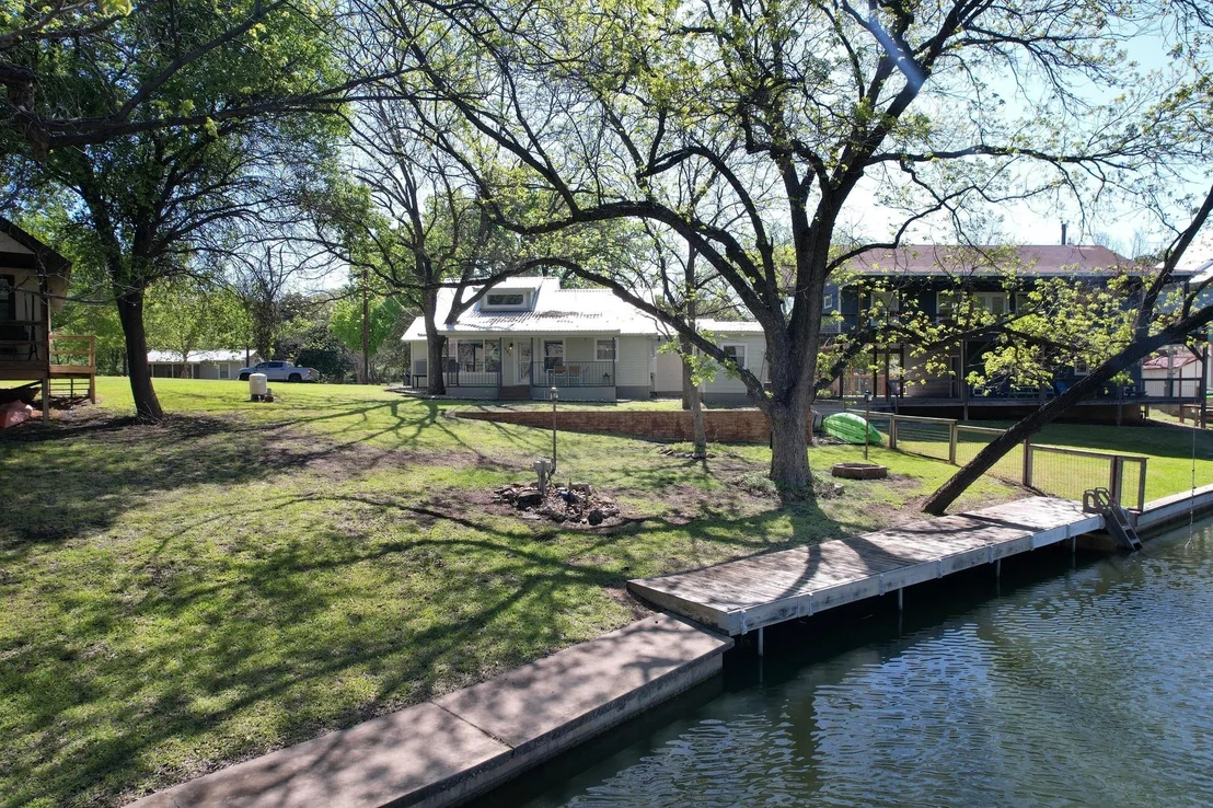 Photo of 1318 Contour DR