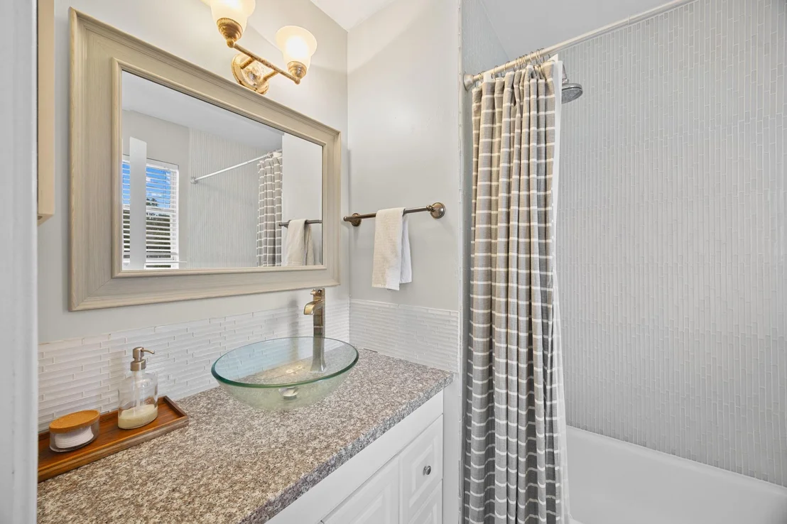Photo of 1006 Edgerly LN