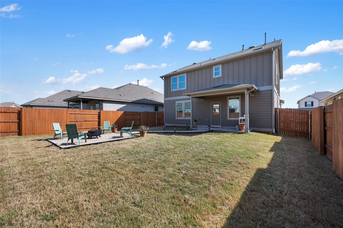 Photo of 128 Sugarberry DR