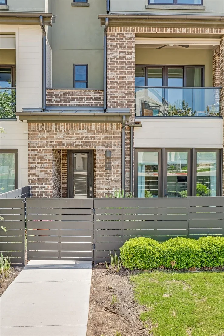 Photo of 4609 Unity CIR