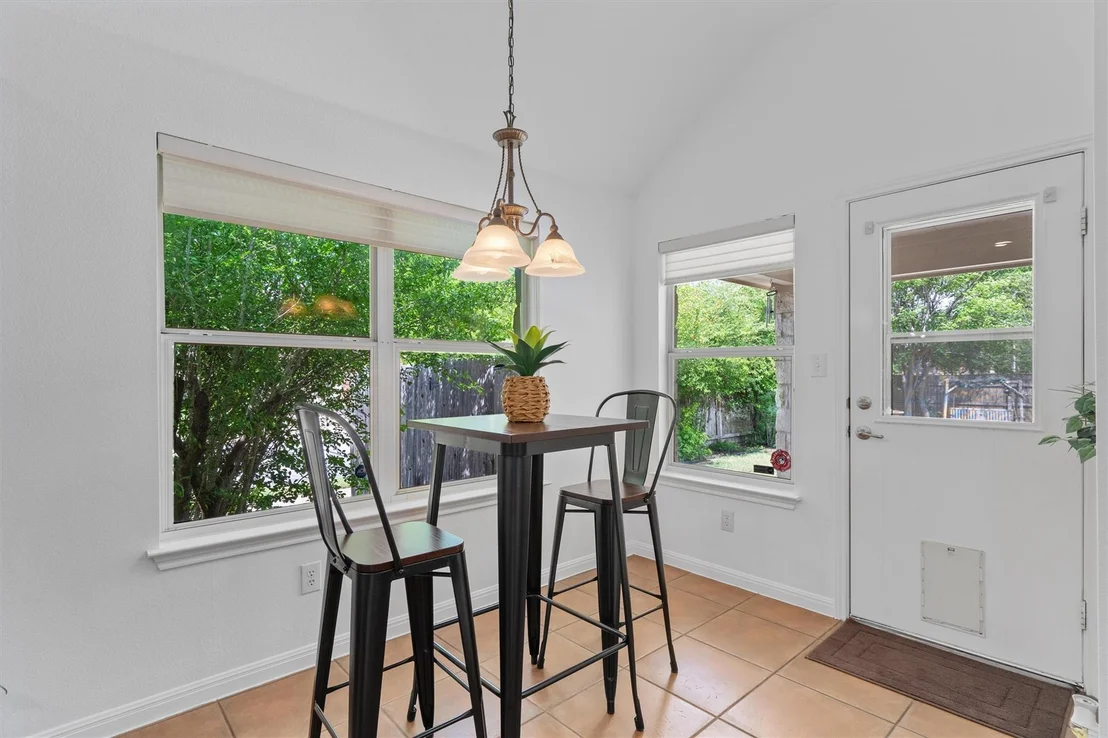 Photo of 9437 Caves Valley DR