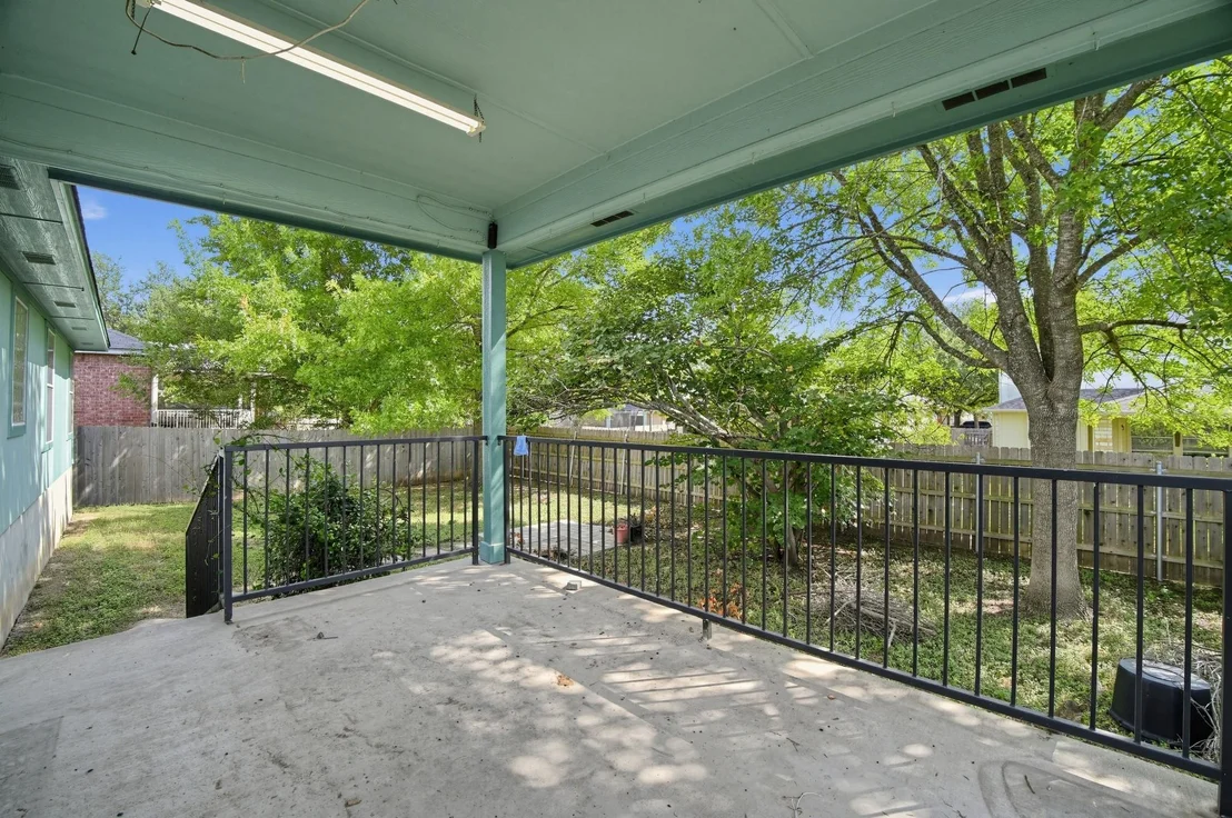 Photo of 1417 Sweet Leaf LN