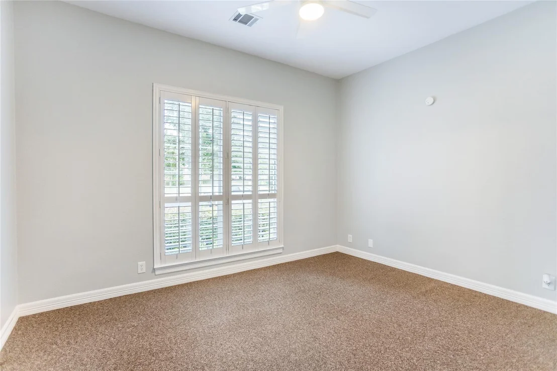 Photo of 10800 River Plantation DR
