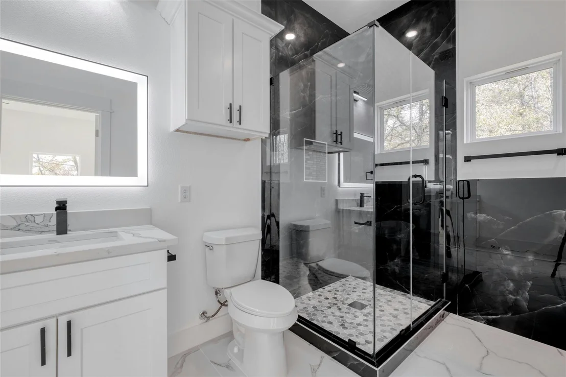 Photo of 121 Diamond Head DR
