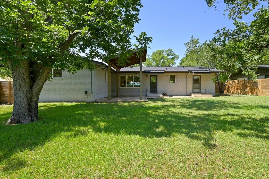 Photo of 1802 Corona DR