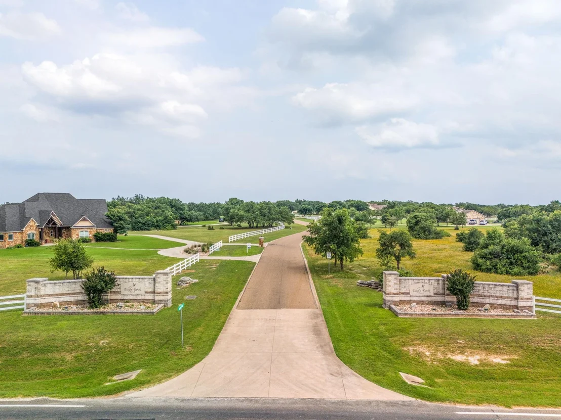 Photo of 121 Eagle Rock