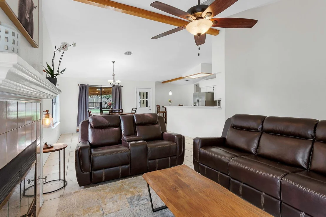 Photo of 10406 Sentenal DR