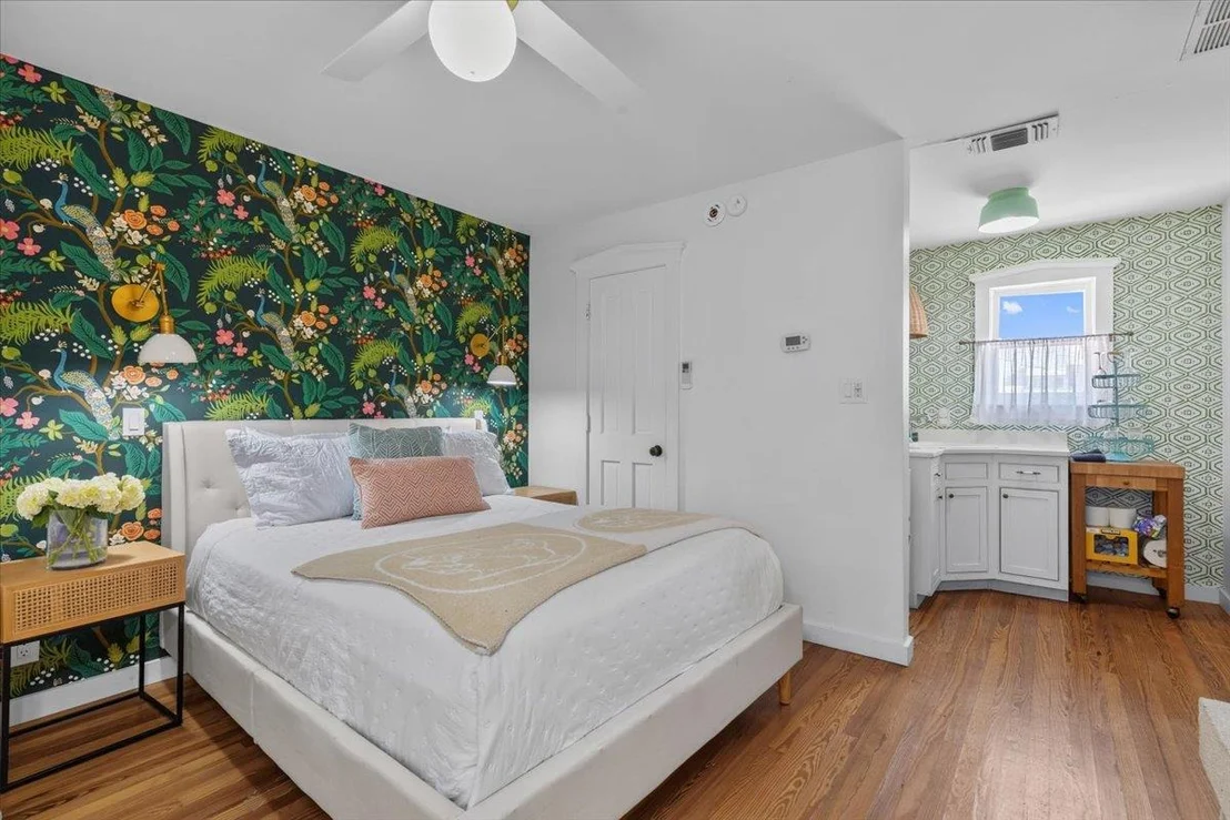 Photo of 234 Loring