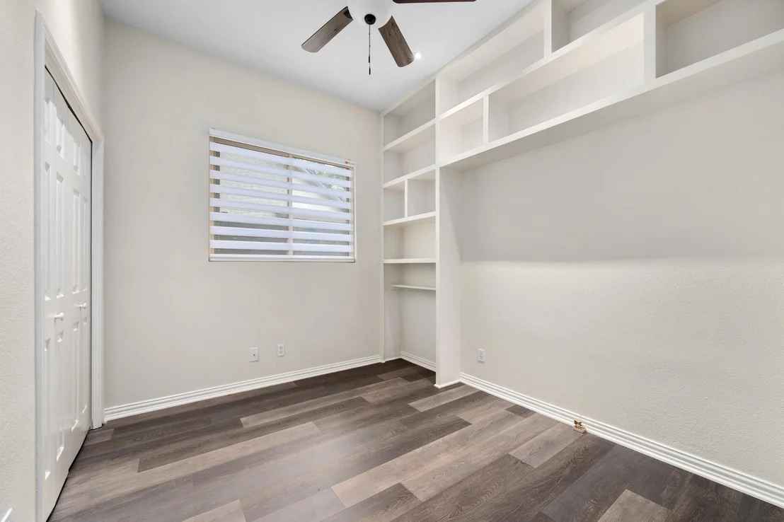 Photo of 607 Sapling CV S