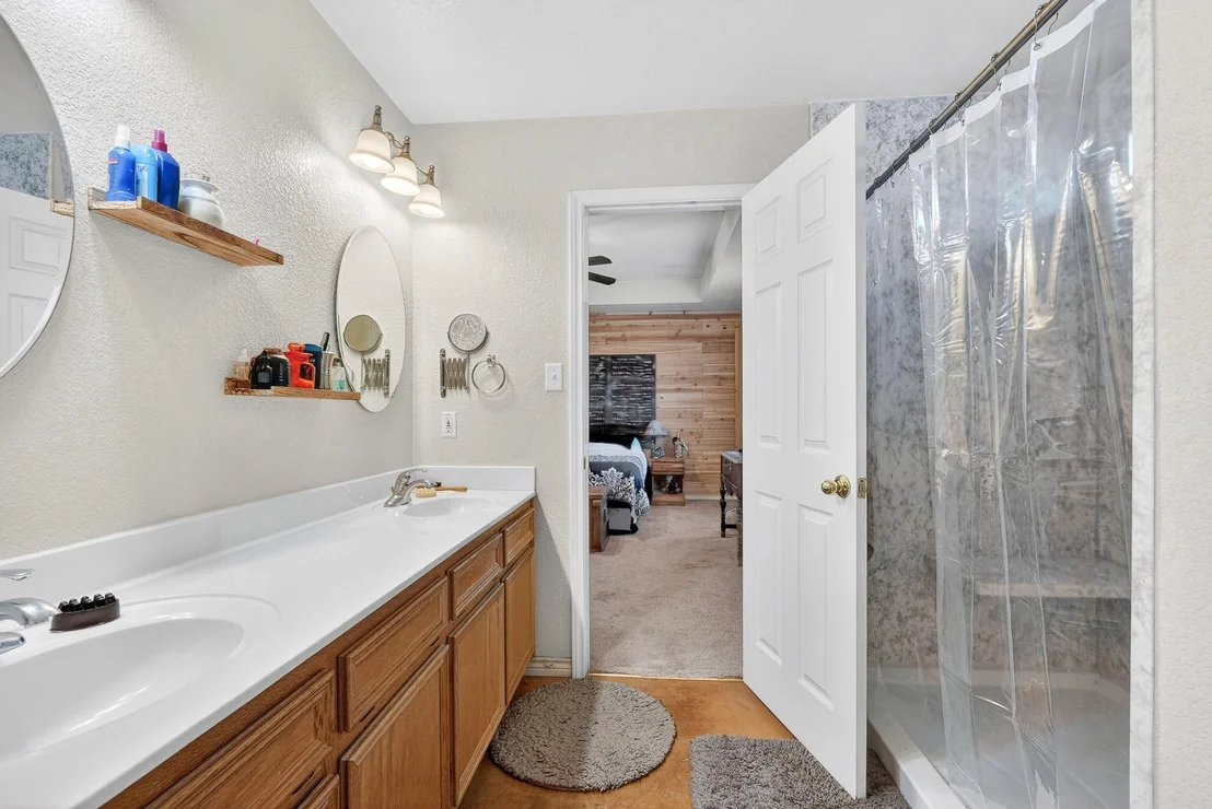 Photo of 2416 Merle DR