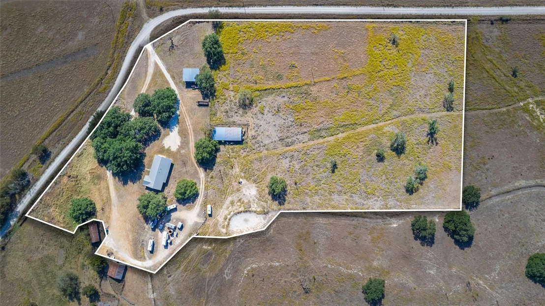 Photo of 490 County Road 332