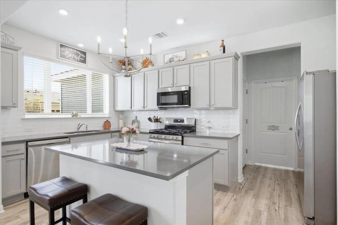 Photo of 183 Weaver LN