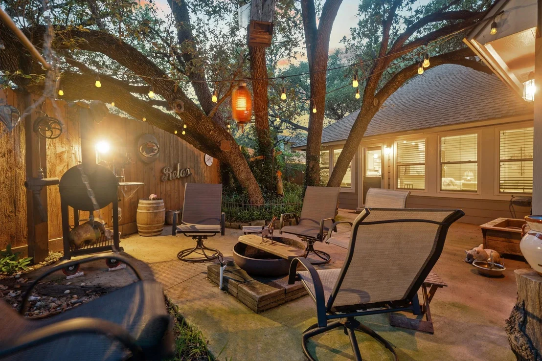 Photo of 805 Angleton CV