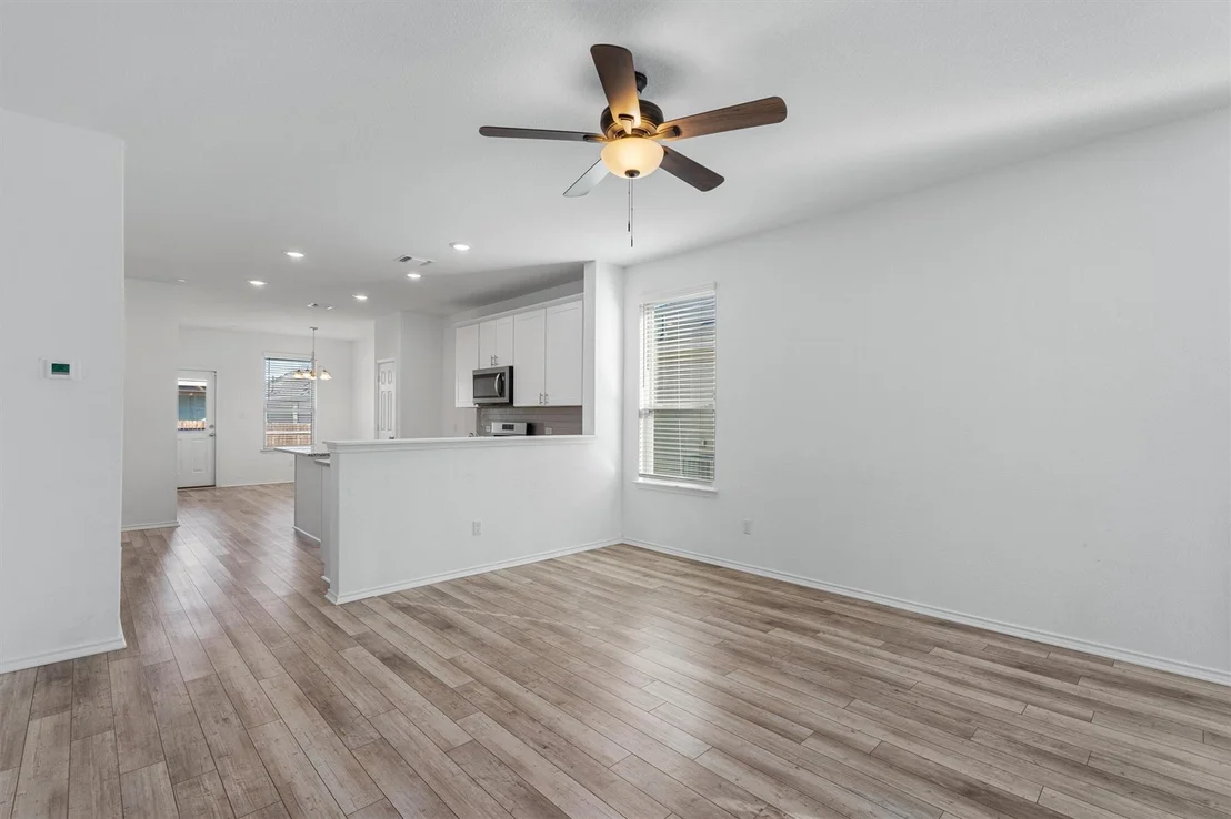 Photo of 337 Harper LN