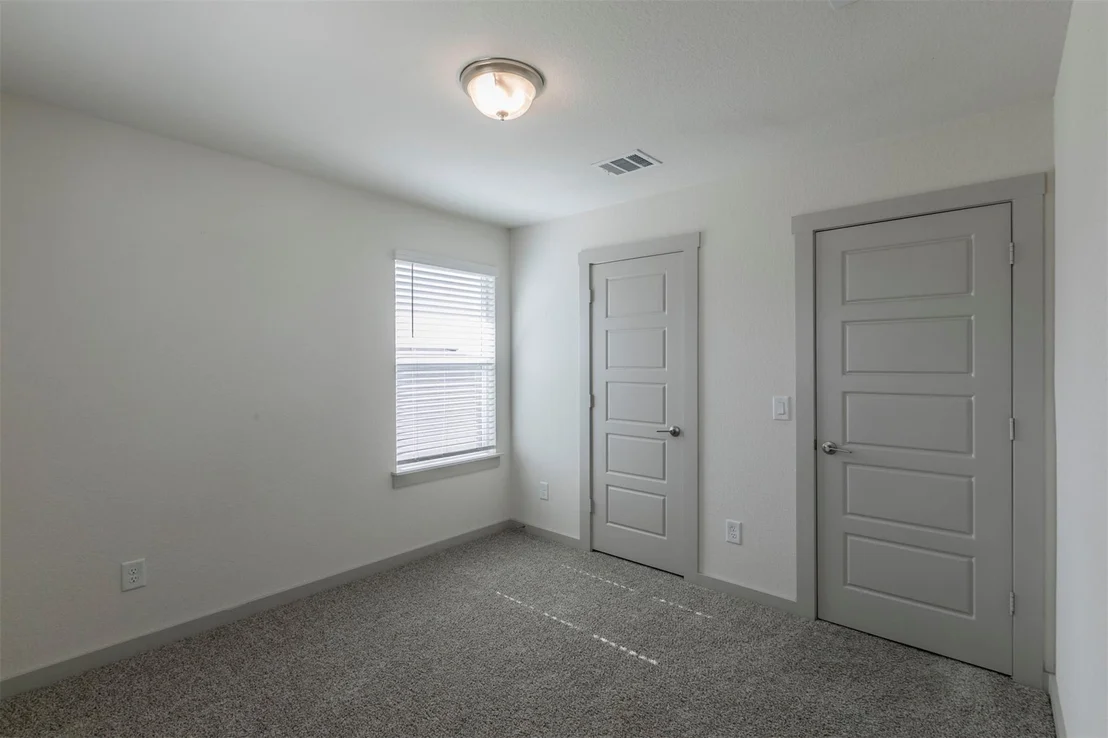 Photo of 121 Parryi CV