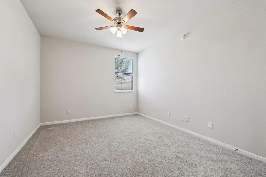 Photo of 1524 Sanders